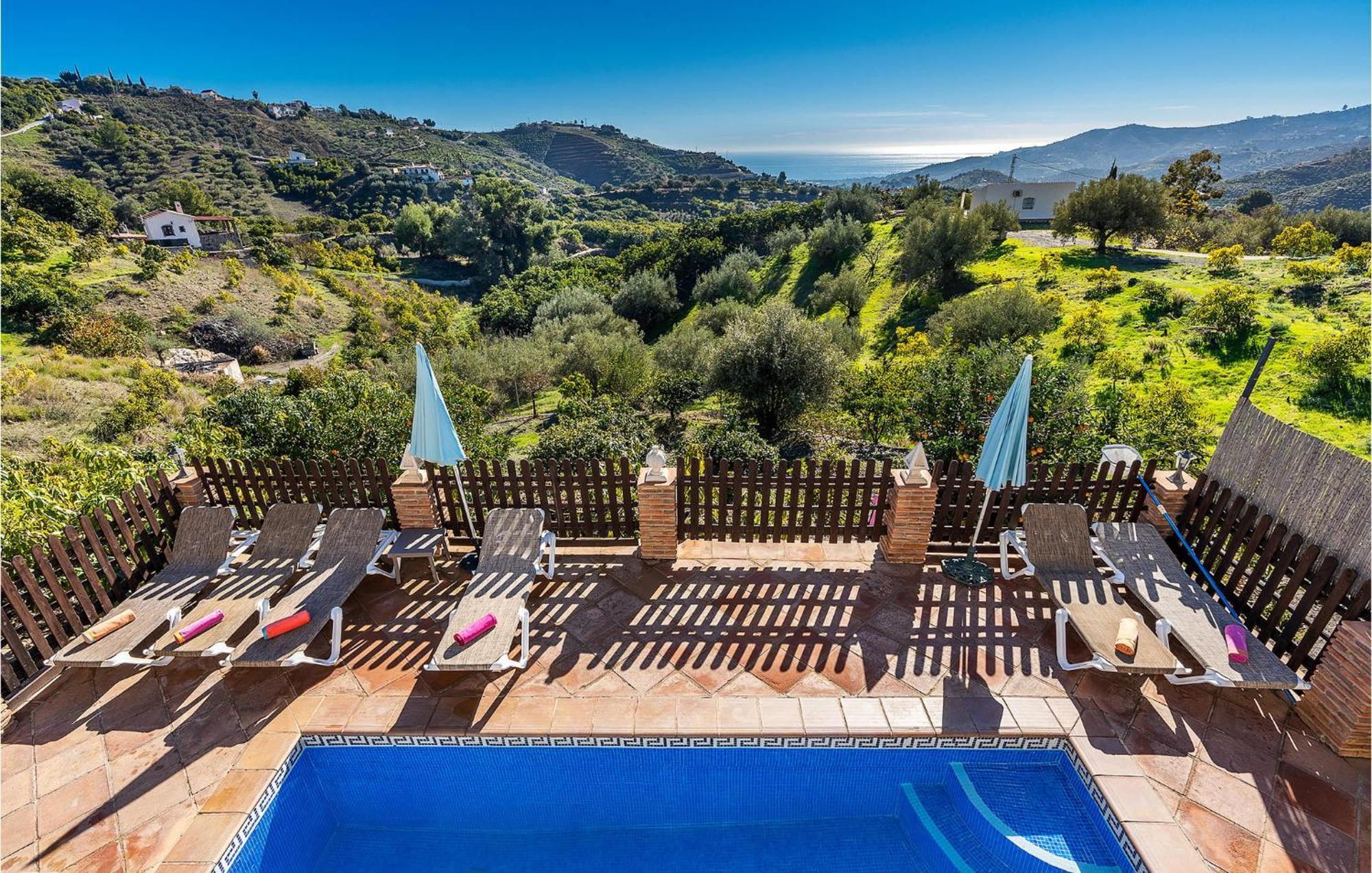Amazing Home In Frigiliana With Kitchen Екстер'єр фото