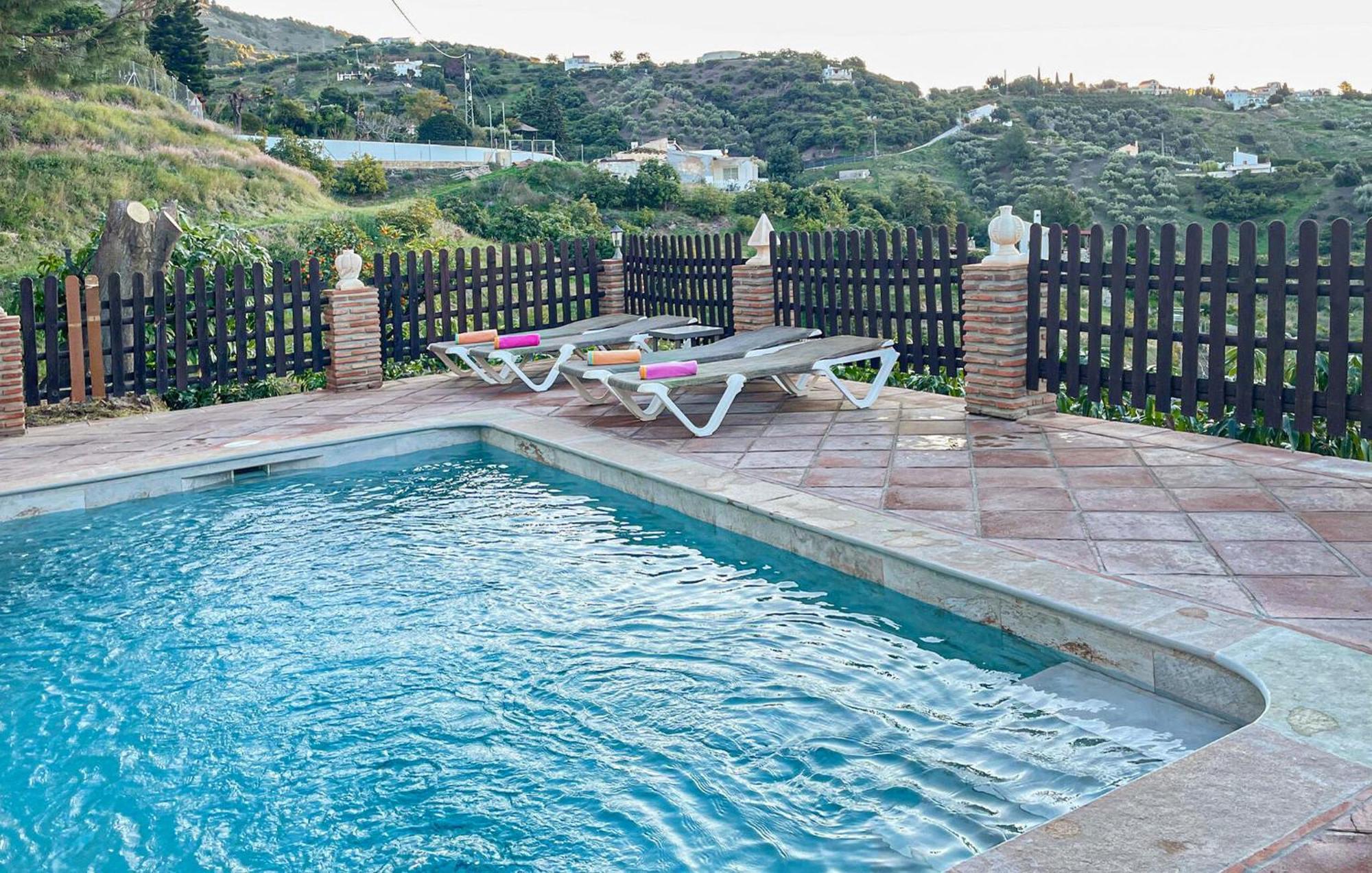 Amazing Home In Frigiliana With Kitchen Екстер'єр фото
